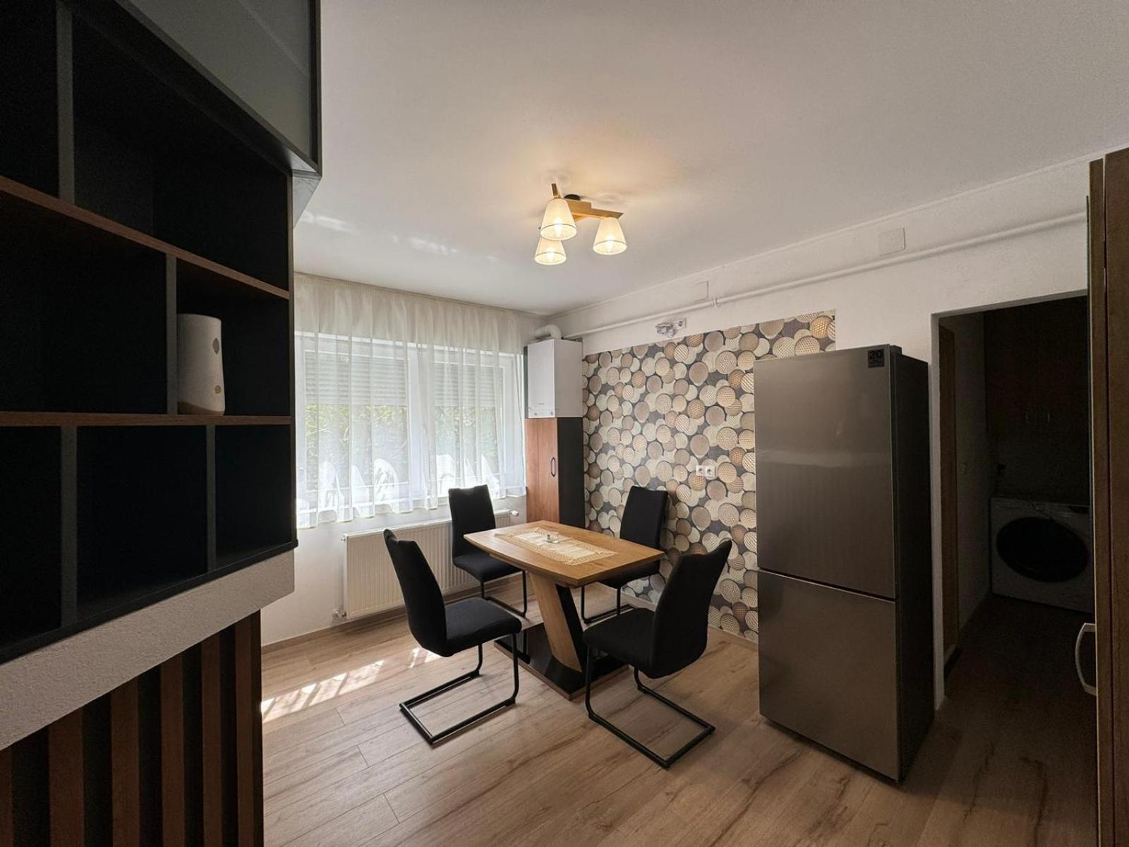 Bingo Apartman Cristuru Secuiesc Exterior foto